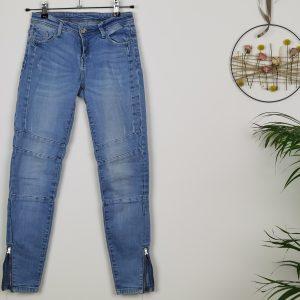 Jeans AMISU / 26