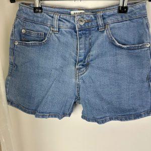 Kratke hlače PULL & BEAR / 32